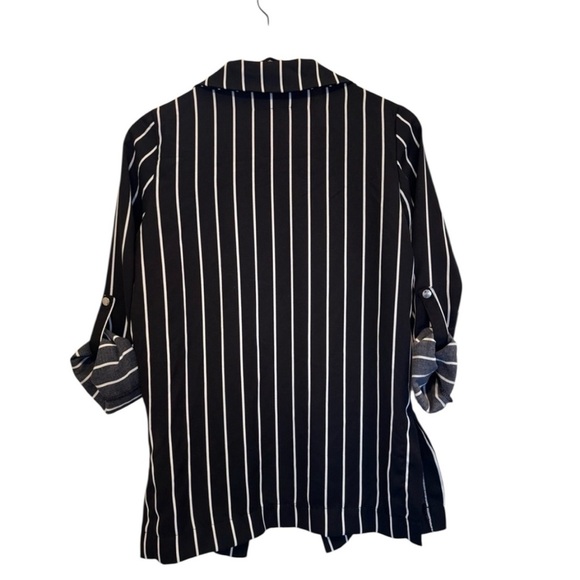 Woman’s Iris Black and White Striped Blazer Size Small - Picture 10 of 12